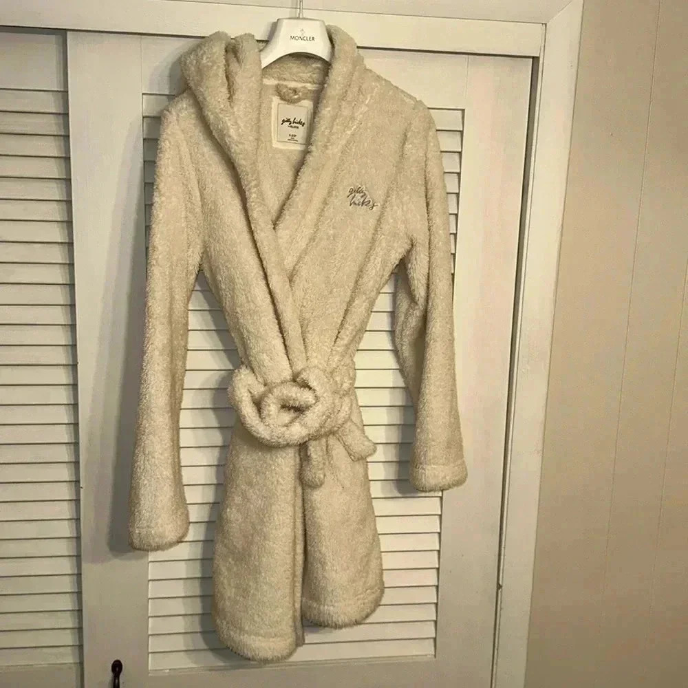 GILLY HICKS by HOLLISTER CO sleep/lounge bath robe M/LG ivory color (2pc bundle)